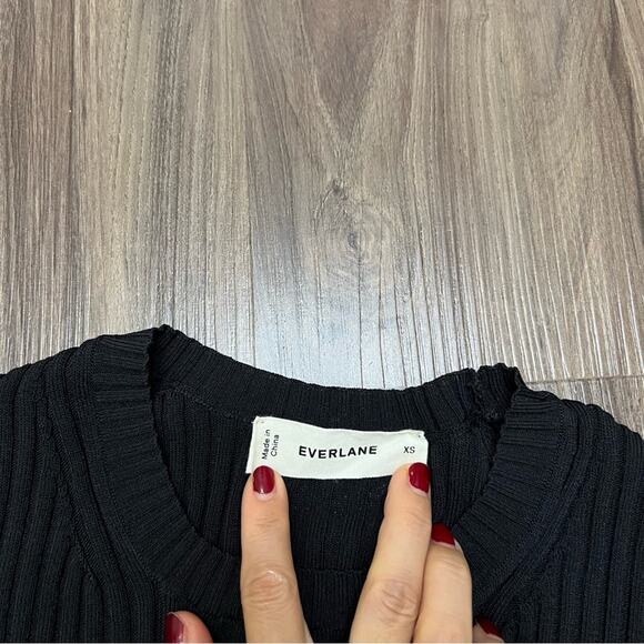 Everlane women sz Xs The Viscose Knit Crew in black, - Picture 6 of 13